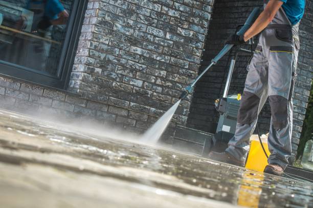 Best Pool Deck Cleaning  in Hartville, OH